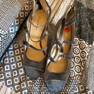 Slate blue. Size 9.5